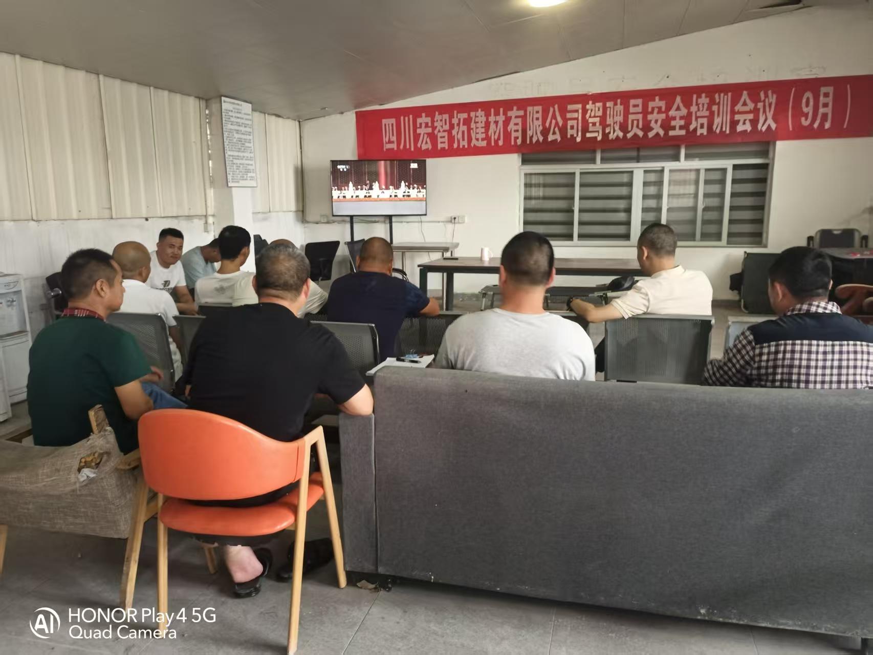 1756994642841075189.jpg f8a2b1395442d0c846152e6e3c1dfe19.jpg